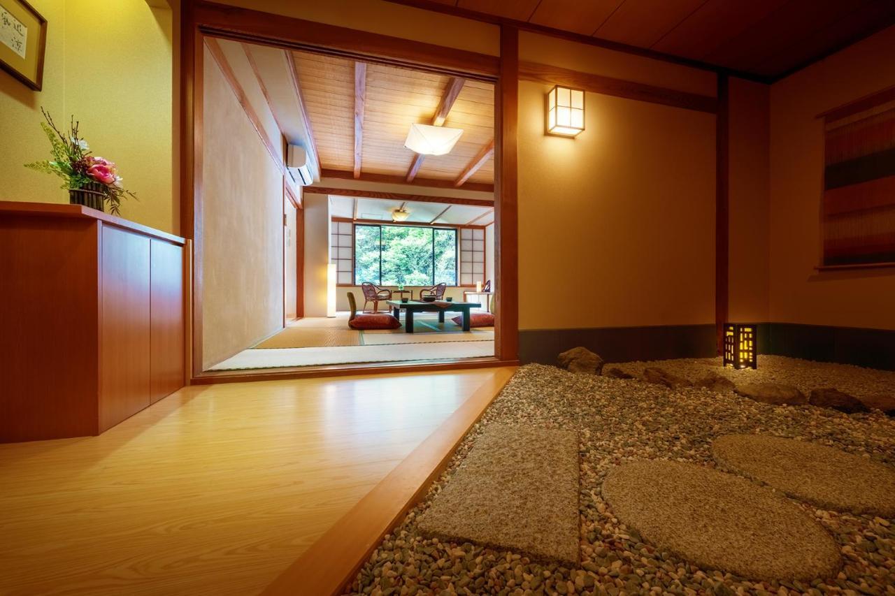 Hotel Harataki à Aizuwakamatsu Extérieur photo